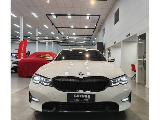 BMW 320i 2.0 16V TURBO FLEX GP AUTOMÁTICO BMW 320i 2.0 16V TURBO FLEX GP AUTOMÁTICO